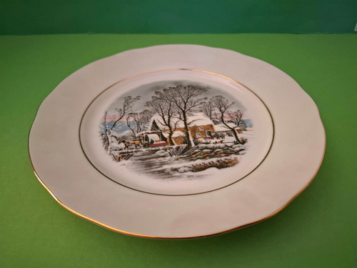 Avon crown bavaria dessert - crown,